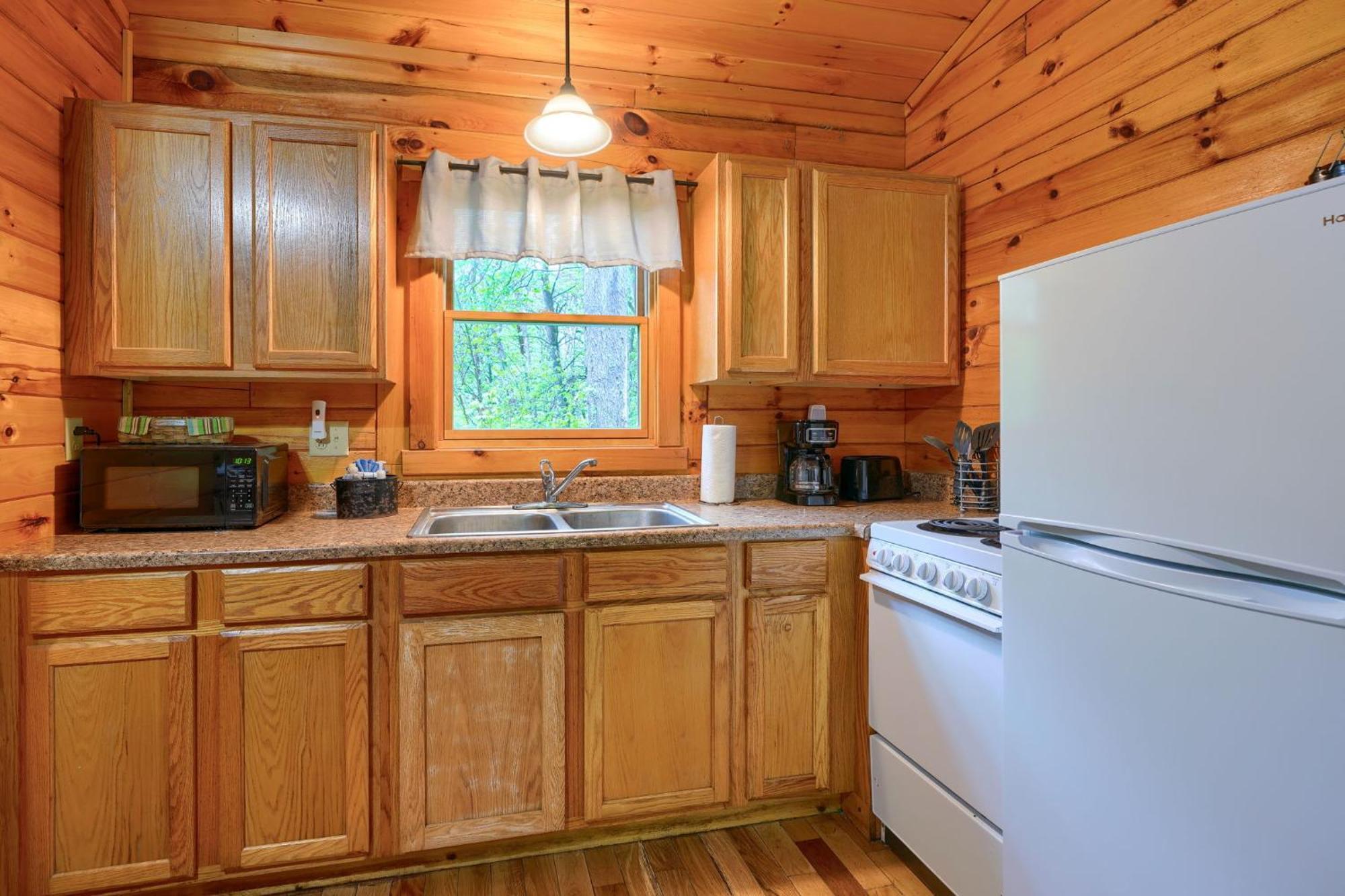 Blue Rose Cabins - Wildwoods Cabin Logan Eksteriør billede